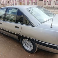 اوميغا ١٩٩٣ • محرك وكير تمام • شواصي شرط