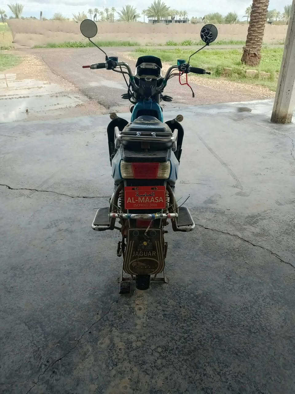 دراجه شحن للبيع السعر 400بيها مجال مكان حي الشهداء قرب علي نجيه البطاريات يقرن 10ونص رقم صاحب الدراجه *********** اني مكلف بلنشر
