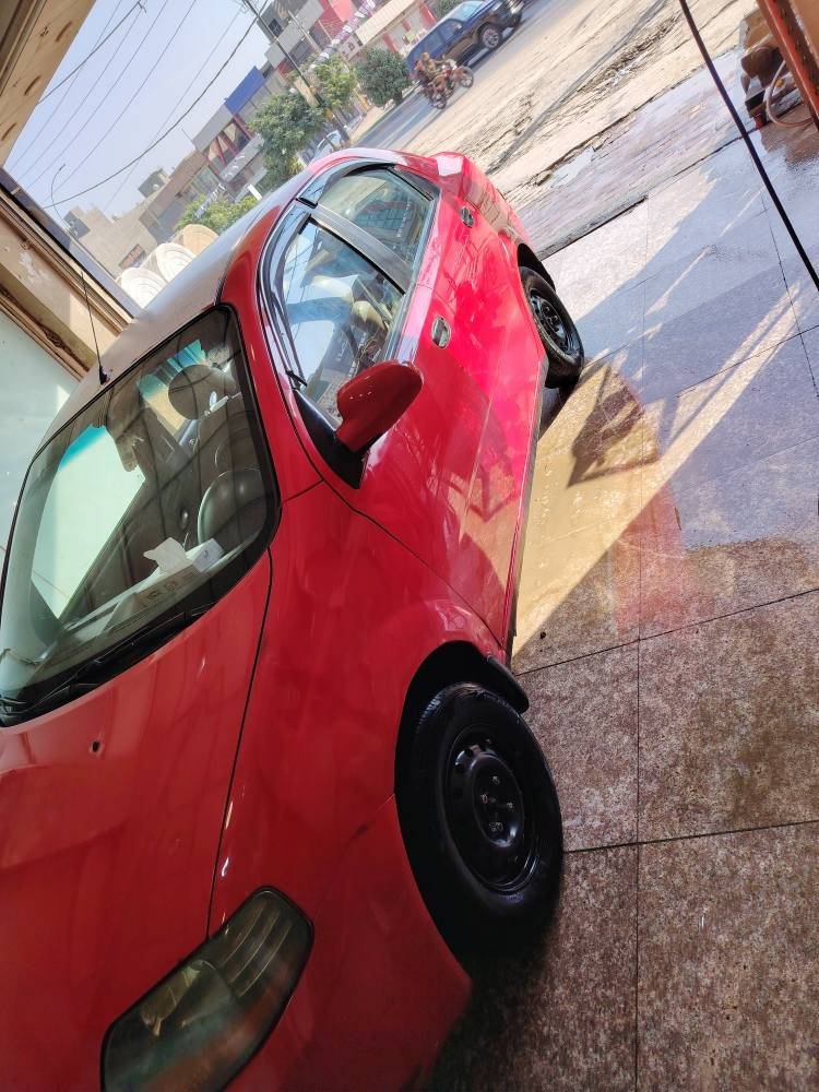 افيو ٢٠٠٦ سياره مكفوله عده الدواير  الخلفيه سيارع مكينه جديده كير حداديه شرط الفحص  كير عادي رقم جديد بسمي هزه جديده  لاستفسار *********** بغداد, العراق
