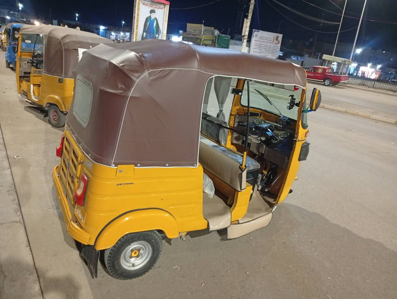 سلام عليكم تكتك 19لبيع تكتك مجفته تجفيت شركه كشره تخبل بيه معجون بل دوس وضربه بل لقد بارد وكيله شاكر سعر 5و400لستفسار***********
