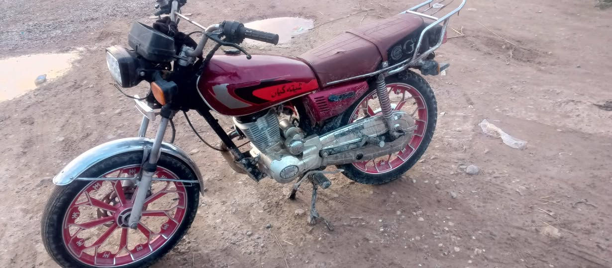 السلام عليكم للبيع سافان 23ضفيره جديده بس تشد الكهربايات السعر325غير متواجد على فيس
***********
