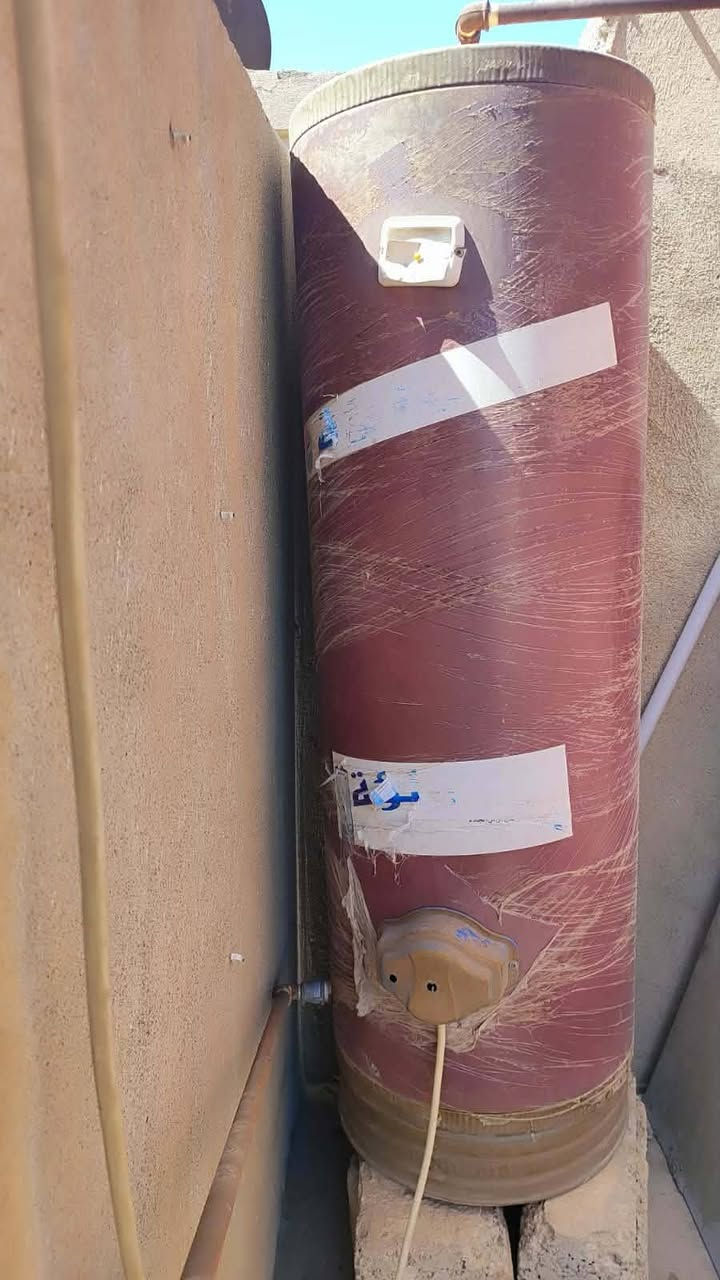 للبيع كيزر مستعمل سنة بينو هيتر شغال نظيف بس بينو بعج صغير ينقط نقطة نقطة ب سعر ٥٠  الف وبينو مجال


**إذا كنت صاحب هذا الإعلان وتريد حذفه لأي سبب، رجاءا أرسل رسالة إلى الدعم الفني**