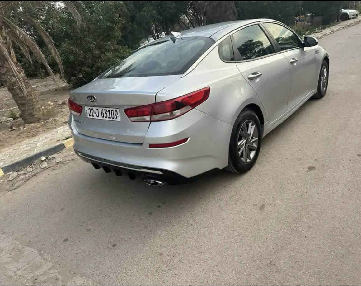 كيا اوبتيما وارد امريكي 2019 رقم اربيل يريد تحويل 
مثل ماموضح حادث خفيف وبيه بارد بالباب مال سايق السيارة جاهزة من كلشي كير مكينه حداديه تاخذهه وتفحص 
هاتف *********** البصرة, العراق
