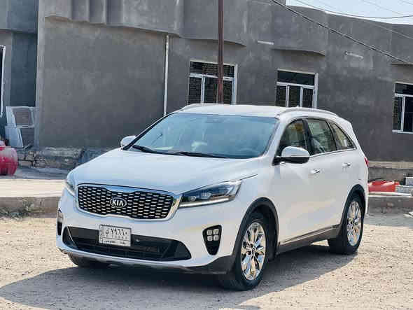 السلام عليكم 
سورنتو 2020 وارد خليجي 
رقم بغداد محرك 6 سلندر 3600 ممتاز 
7راكب 
فول مواصفات الاخير ما عدا البانوراما
 بصمه تشغيل عن بعد كاميرا خلفيه كشنات كهرباء جنطه شفط كهرباء ثلاث قطع تبريد 
شاير بالمري مري شفط اشاره ترحيب بلبيبان
لايت ثلجي 
حداديه وكير جديد وممتاز سياره حلوه جاهـزه منقصه شي
ماشيه 58
ضررها تجيه خفيفه بدون شواصي وبدون ضربه عابره ومصبوغه عام اثر تطبيق الون 
سعرها 185
 الاستفسار على هذا الرقم //‭0783 571 8631‬
