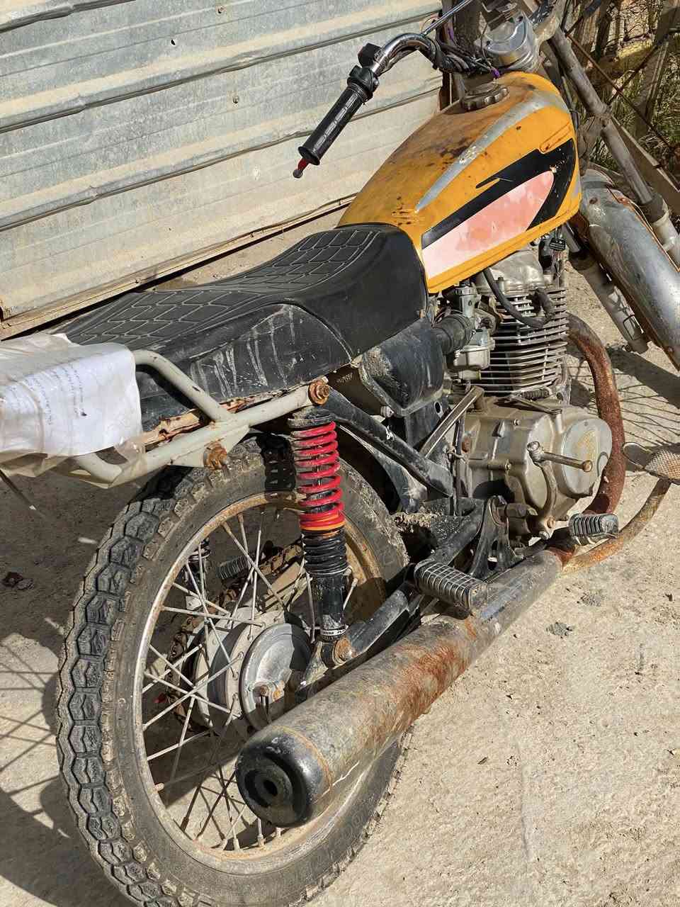 بدون اوراق مكفوله ب250 وبيه مجال ***********
