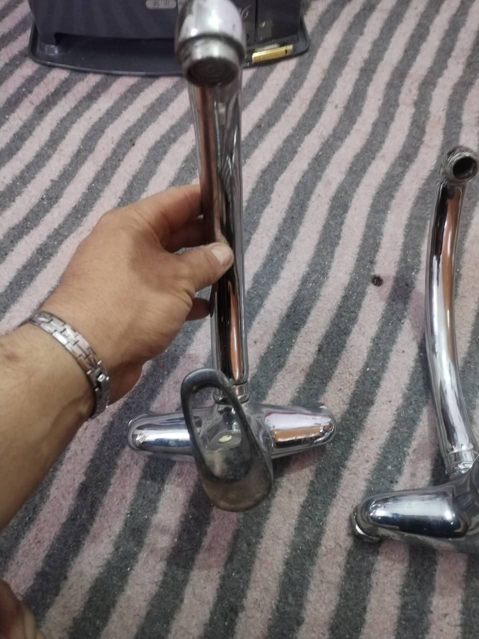 خلاطات سنك كير ايطالي شرط كلو براص سعر الوحد من الاخير 18  شاري اتصل ***********
***********
