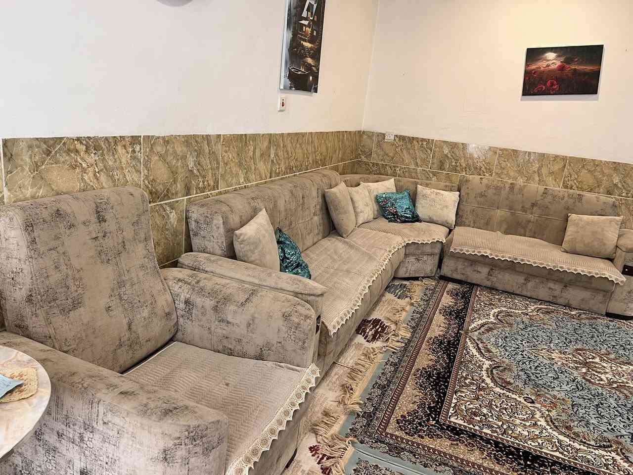 ئێڵ بۆ فرۆشتن زۆۆر پاك و بێعەیبە وتوركیە و ناوی ٢ تاكە گەورەكەی مەخزەنە 
نرخی ٢٠٠ هەزار 
سلێمانی كانی با


**إذا كنت صاحب هذا الإعلان وتريد حذفه لأي سبب، رجاءا أرسل رسالة إلى الدعم الفني**