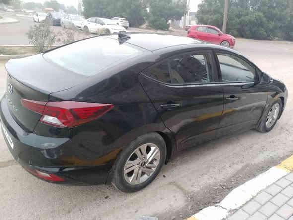 سلام عليكم
سياره الانترا 2020
 سياره جديده 
 رقم بغداد  نكليزي 
سياره نص مواصفات رادار 
كشنات تتفه تبريد ستيرن تدفه 
تبريد ثلج 
سياره بيهه ثلاث قطع صبغ
شاشه عطال شاشه جبيره  بلادي 
صدر جديد سياره خير من الله 
مكينه 2000
سعر 130ورقه وبيهه مجال 
الرقم ***********
