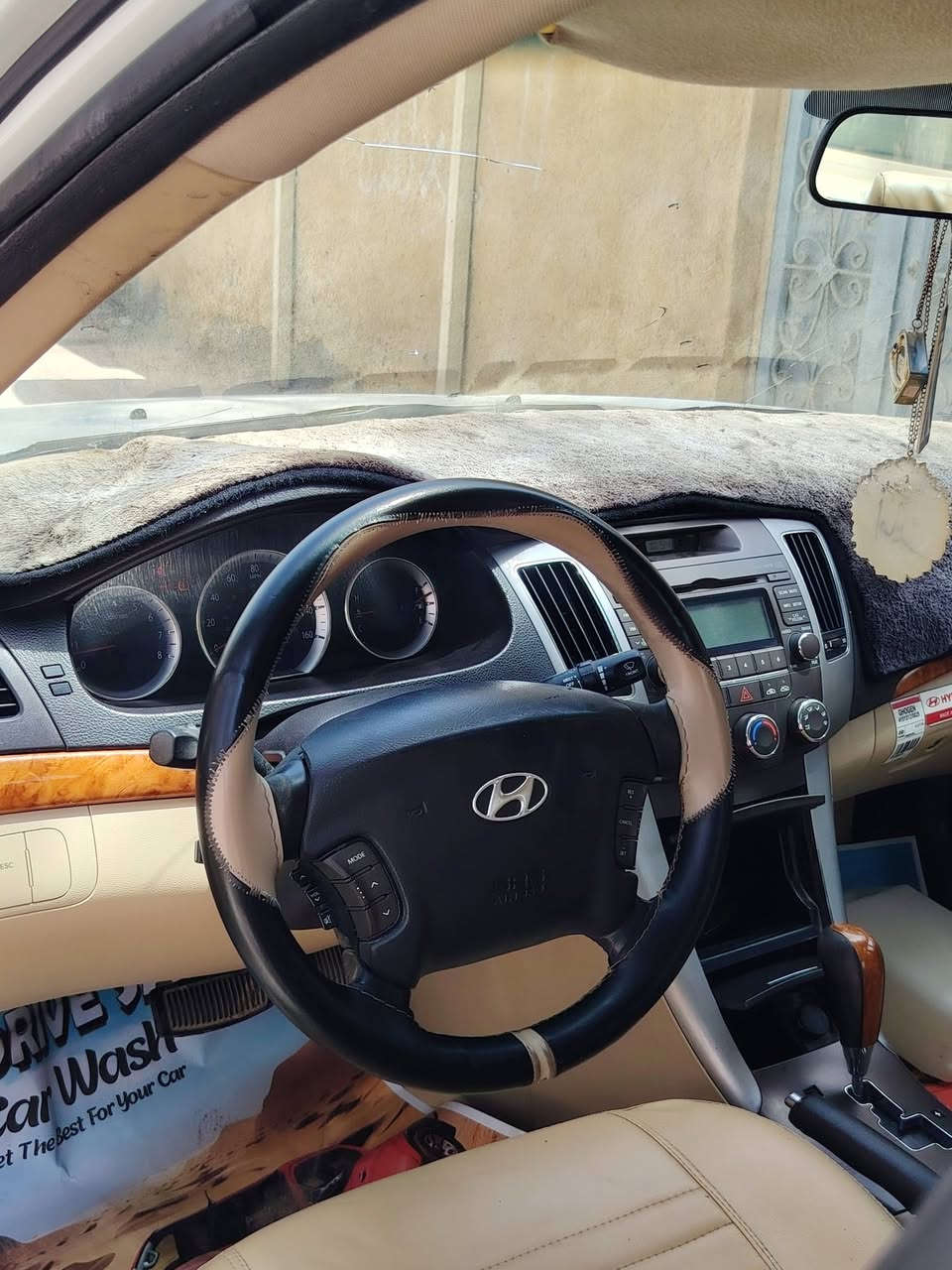 سلام عليكم سوناتا موديل 2009 فول مواصفات فتحه تحكم
ستيرن جهتين كشنات كهربائي  واحد على واحد مكينه سته سلندر محرك جديد مال حاويه لوك  سياره جديده وجاهزه من كلشي صدر أمامي خلفي جديد تخم تاير جديد تبريد ثلج تدفة وارد امريكي حادثه جاملغ امامي بدون لغد وشاصي وبيه اربع قطع كلير بدون قطره معجون رقم بغداد بأسمي
السعر 100 وبيه مجال مكاني بابل مسيب الاستفسار عل الرقم ***********
