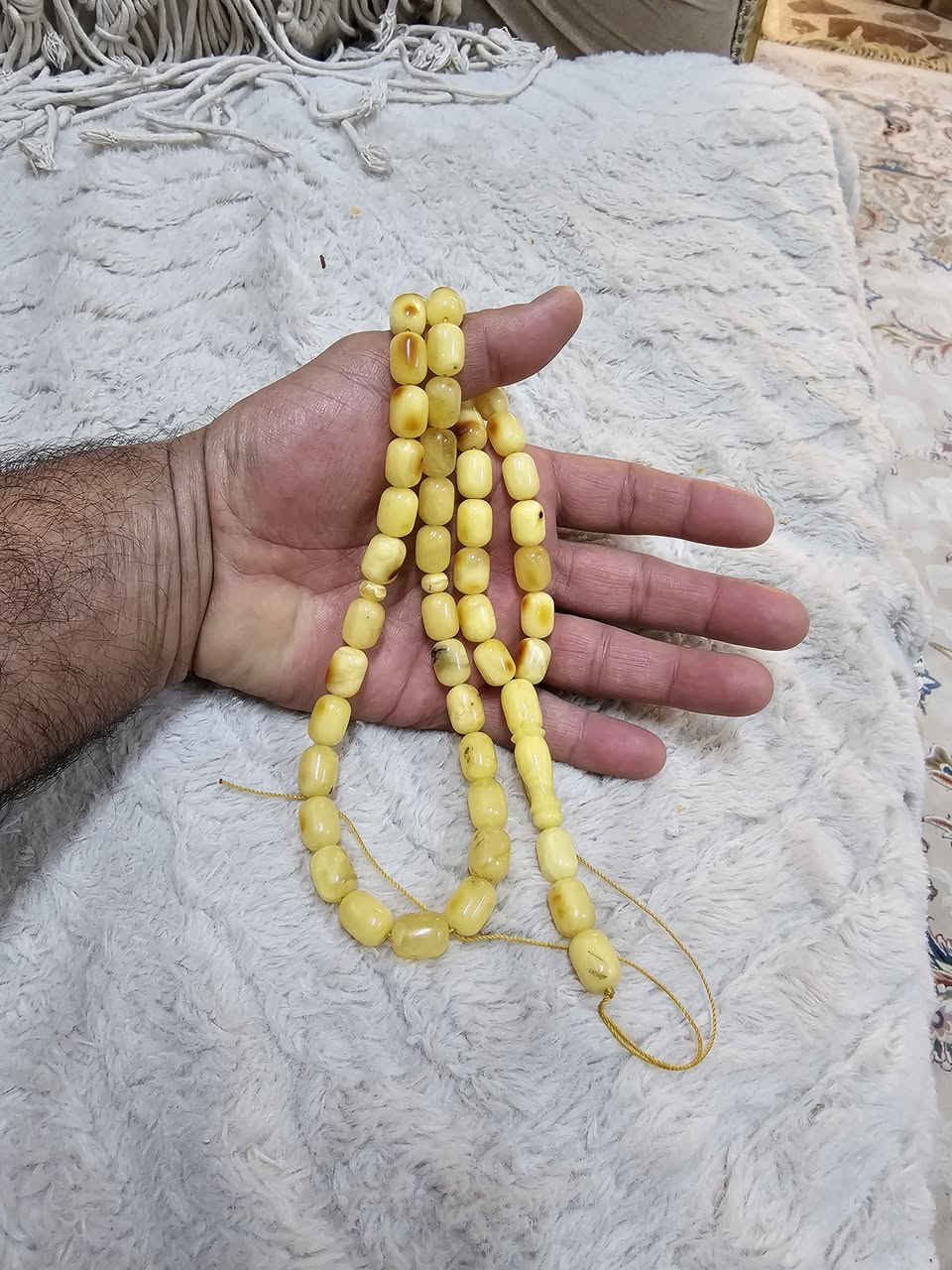 عودة مع عشاق المسابح الخشنه 
مسبحة من كهرب بحر البلطيق الحر الطبيعي قليل الشوائب وبجراخه برميلي صندوقي  شرط وضمان مدى الحياة بأصالة الخامة لاكبس ولاضغط ولا مسال ولامعالج ولاكهرب صيني 
وزن ٤٧ غرام ٤٨ حبه قياس ١٠×١٣.٥ ملم


**إذا كنت صاحب هذا الإعلان وتريد حذفه لأي سبب، رجاءا أرسل رسالة إلى الدعم الفني**