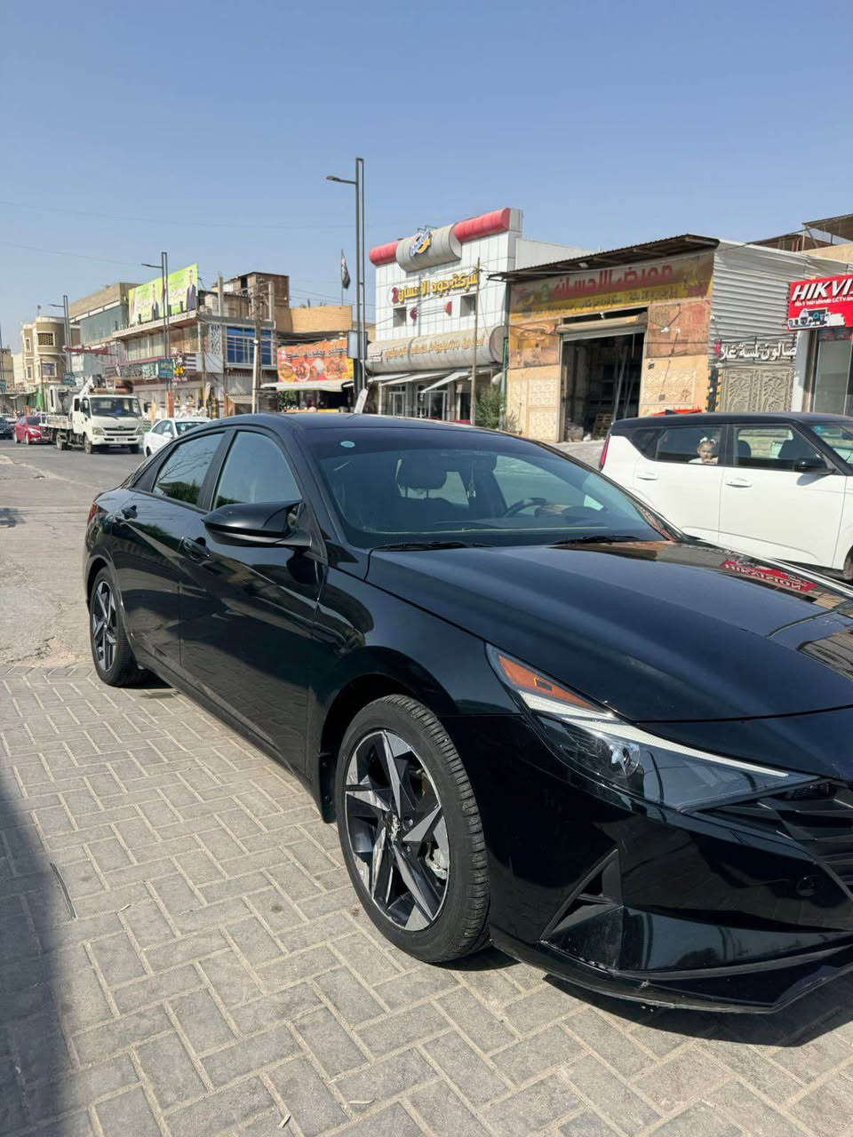 هونداي النترا 2023 حرة بدون رقم 
فول مواصفات 
1 شاشة دجتل
2 بصمة
3 رادار امامي وخلي 
4 رادرات جانبية
5 نقط عمياء 
6 قيادة ذاتية 
7 تحديد مسار
8 توقف ذاتي 
9 سايد بريك كهربائي 
10 مكينة 2000 دوش 
السيارة وارد امريكي حادث فقط جاملغ والسيارة جديد ومانقصها شي
مكان السيارة البصرة المعقل
السعر 145$
للأستفسار اكثر 

*********** البصرة, العراق
