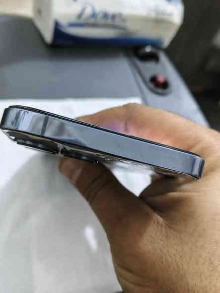 السلام عليكم ايفون 13 برو ماكس ذاكره 256 مبدل شاشه اصليه وبطاريه اصليه وضهره مكسور للبيع سعره 450 مكاني بغداد الزعفرانيه ***********
