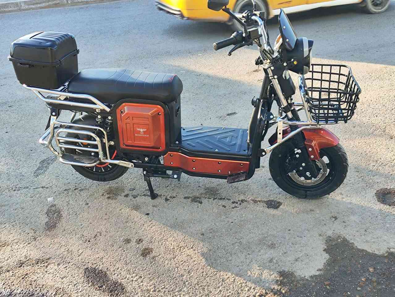 السلام عليكم متاح دراجه همر موديل 25دراجه فول نضافه 6بطاريات على فحص تشغيل كارت بصمه سويج  أم البك تثبيت سرعه
السعر 525
***********
