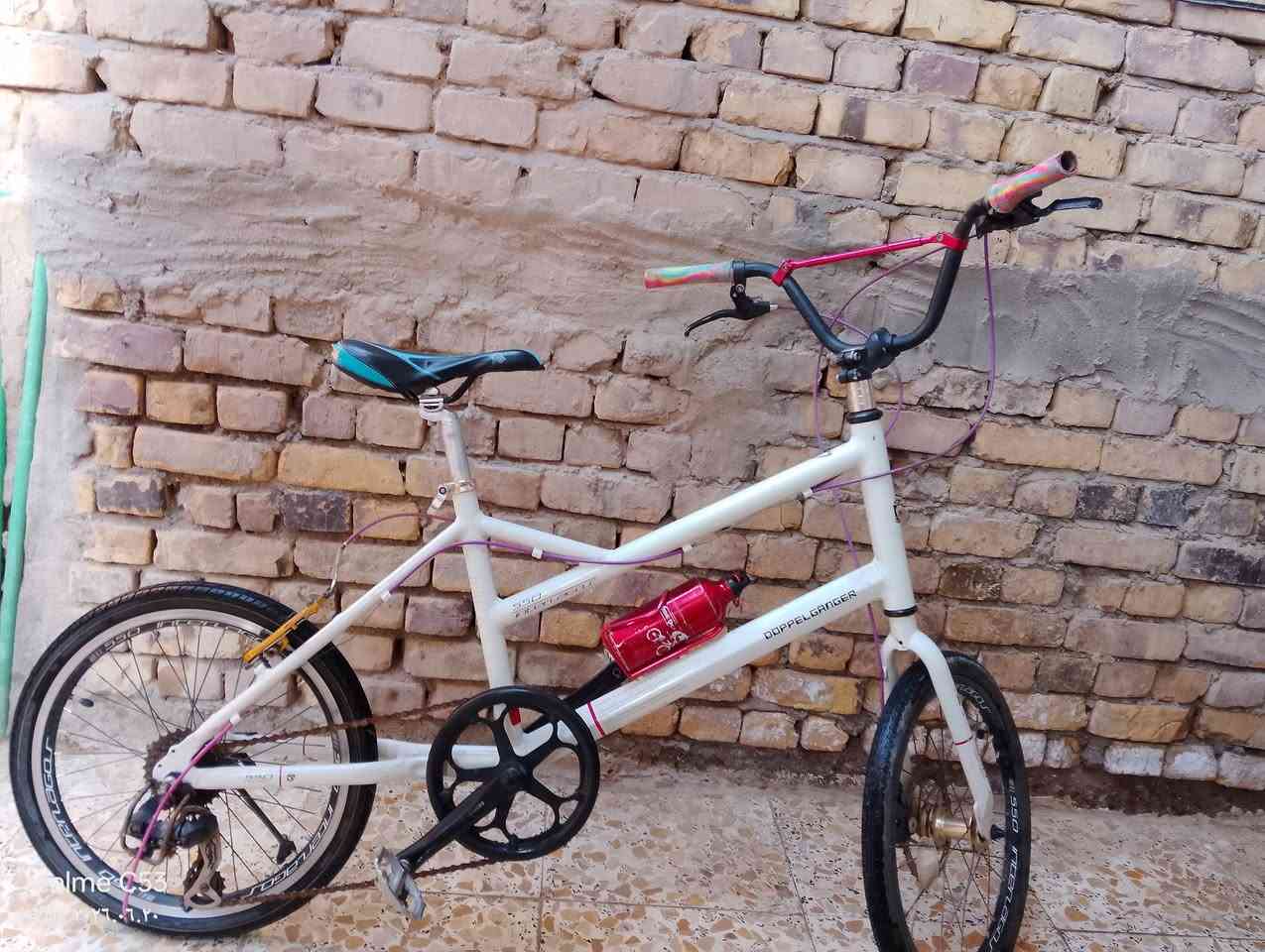 عدنه هاذه البايسكل نريده مراوس بناتي


**إذا كنت صاحب هذا الإعلان وتريد حذفه لأي سبب، رجاءا أرسل رسالة إلى الدعم الفني**