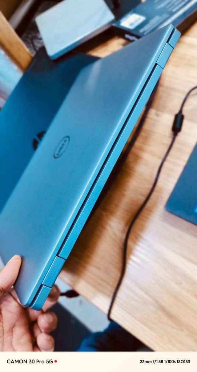 Dell latitude 5410 
المعالج Core i5 -10310U
رامات Ram 8g DDR4
الهارد 256 NVMe
كارت الشاشة GPU intel UHD Graphic 4g
حجم الشاشة size 14 inch لمس
البطارية جديدة تدوم من 3 الى 4 ساعات
المنافذ 
USB عدد 3
HDMI
Type c 
منفذ رام 
منفذ سيم كارت
شاشة لمس 

 
الملحقات 
حقيبة + شاحنة اصلية 

المكان بغداد العبيدي 
الرقم 
***********

السعر 375 و بي مجال قليل 
توصيل مناطق مجاورة فقط بغداد, العراق
