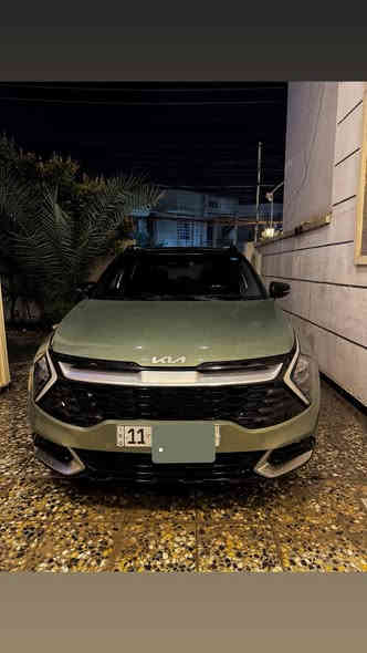 كيا سبورتج برستيج X-PRO 2023:
فول فول مواصفات فورويل بارنوما 

تو كلر لون مميز

ماشية 45 ميا

# المحرك والاداء

1. محرك بنزين سعة 2.5 لتر.

2. نظام الدفع الرباعي (4*4).

3. ناقل حركة اوتوماتيكي.

# السلامة والامان

1. نظام مكابح اوتوماتيكي (ABS).

2. نظام التحكم بالثبات (ESC).

3. حساس امامي وخلفي.

4. 6 رادارات للتحذير من الاصطدام.

5. نظام التوقف الذاتي امامي وخلفي.

6. 4 كاميرات للرؤية الخلفية.

# الداخلية والراحة

1. كشنات جلد.

2. كشنات تدفئة.

3. كشن ميموري.

4. باب الصندوق الكهربائي.

5. شاشة متصلة.

6. نظام التبريد والتدفئة.

7. نظام الصوت الحديث.

# الاضواء والتحكم

1. نظام الاضاءة الديناميكي (LED).

2. نظام الاضاءة الخلفية (LED).

3. حساس المطر.

4. نظام التحكم عن بعد.

5. نظام البصمة للتشغيل.

# الاضافات

1. لونين للسيارة.

2. جام ملون.

3. جامه اماميه هيتر.

4. نظام الكار بلاي.

5. هندر ابريك بصمة.

6. نظام النقطة العمياء.

الحادث/ مرفق بلمنشور بارد فقط + كلير من امريكا باب الصندوق 

السعر 218

مكان السياره / بغداد 

للاستفسار 

***********
***********
