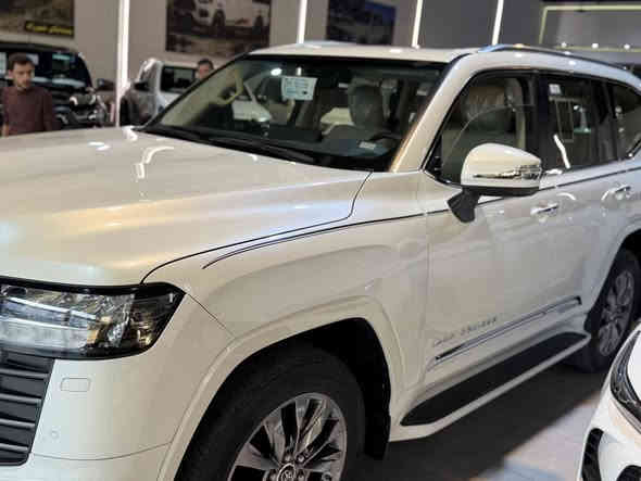 جكسارة لاندكروز GXR 2024 شركة SAS
كلين كفاله عامة سيارة حلوة ونظيفة مال جناي 
مواصفاتها معروفة 
ماشية 45 الف كييلو متر
السعر 715 وبيها مجال بسيط 
للاستفسار الاتصال 
***********
