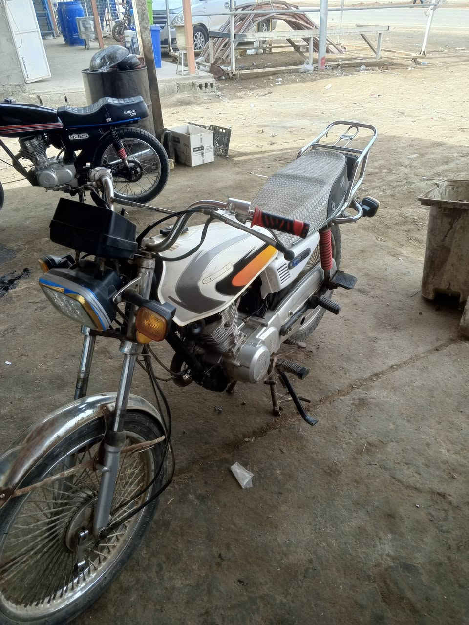 للبيع تايكر مديل 2019 محرك نعومه وشلعه تفاصيل اكثر ادخل خاص مكاني بين الشوملي وبين  الحمزه الغربي منطقة الزبار


**إذا كنت صاحب هذا الإعلان وتريد حذفه لأي سبب، رجاءا أرسل رسالة إلى الدعم الفني**