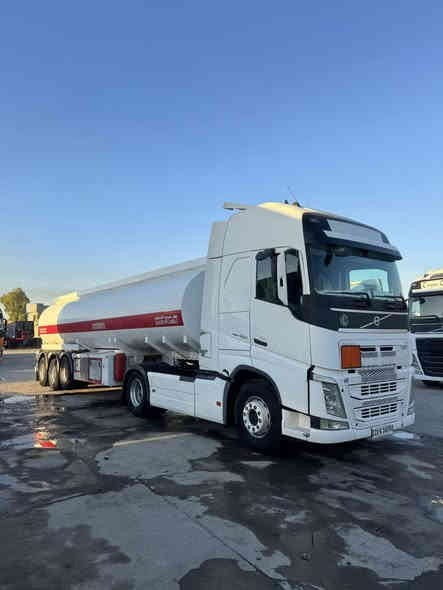 للبيع فالفو وحش تك / موديل 2015 / ريتايدر ماء 💦 

كير اوتماتيك / حجم محرك 460 

كاميرا امامي / رادار امامي حساس امامي 

قمارا ثلاث خطوط / ثلاجة داخلية 

لايت عدسة / سبايدر بلادي 

نوع تانكي روعه/ موديل 2024

طخم ايطارات جديد 

طوناج ￼ GPS  كامل 

رقم هاتف 📞 ***********
رقم هاتف 📞 ***********￼
