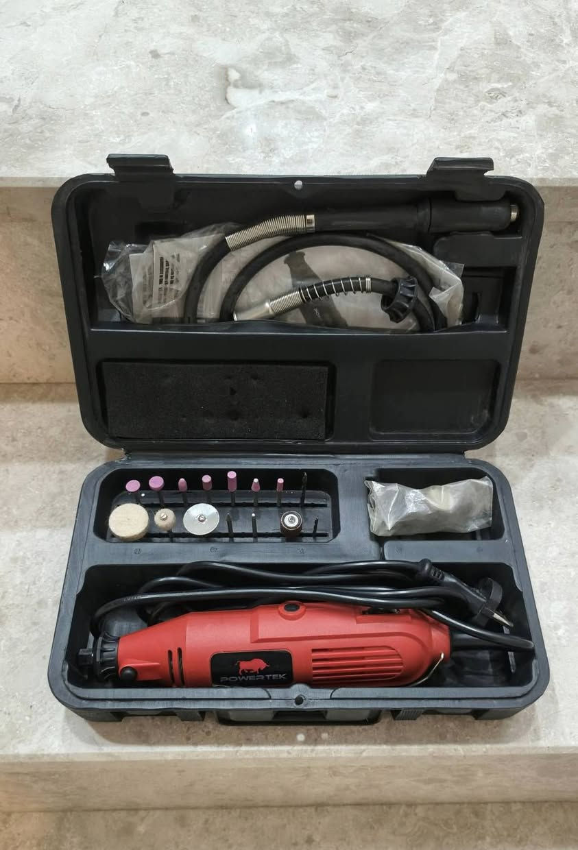 للبيع فرطونه بورتك تحكم سرع مع تطواله مع كامل ملحقاتها نظيفه جدا
مكاني بغداد ويوجد توصيل كافه المحافظات


**إذا كنت صاحب هذا الإعلان وتريد حذفه لأي سبب، رجاءا أرسل رسالة إلى الدعم الفني**