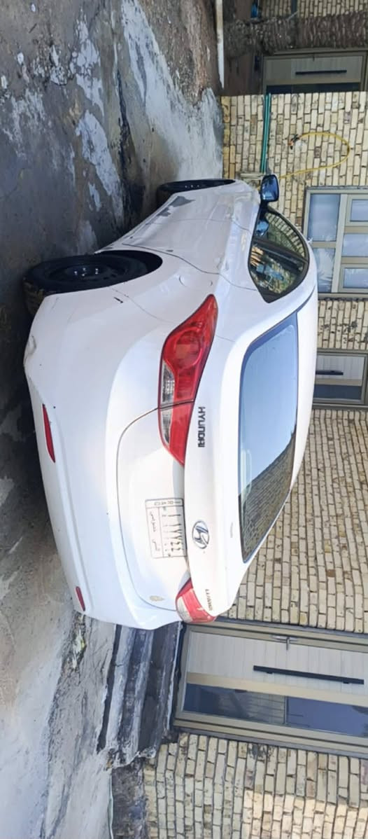 سلام عليكم النترا للبيع موديل 13كفاله عامه
كير مكينه  حداده تخم تأير تبريد شغال 
السنويه لل27بسمنه السياره رقم مثنى 
مكان السياره المثنى مركز المدينه
بيه صبغ شالع بالغسل مثل ما واضح بالصوره 
اي ستفسار ***********اتصل وبيك 
خير ودلل السعر خاص  غير متواجد بالفيس
