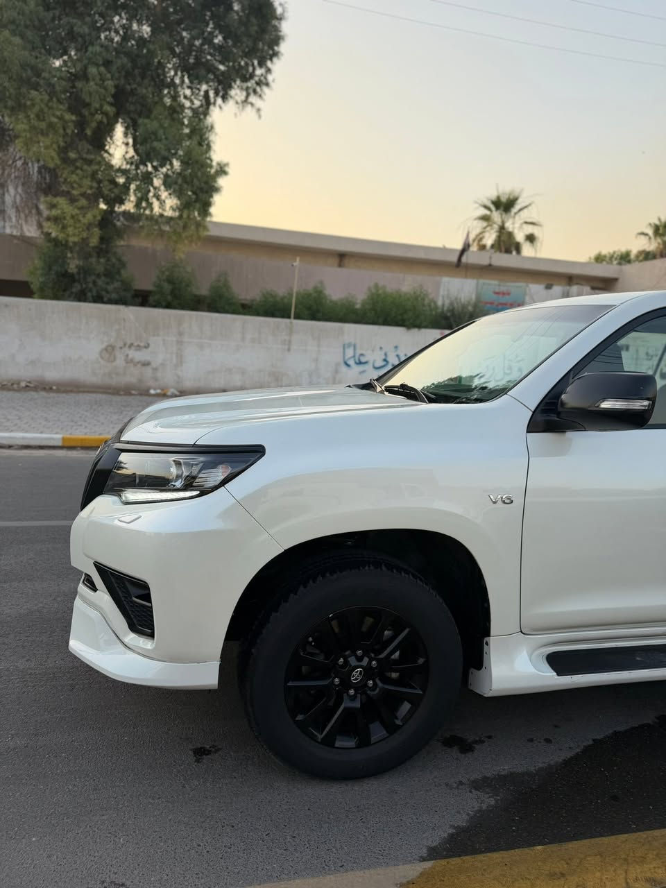 سلام عليكم 

برادو 2023 TX.S بت نايت +بلاك اديشن مكفوله كفاله عام من جميع النواحي ضربه صبغ بارد تبديل اشخوط عليها تغليف كامل حمايه ppf  ضد الخدوش و وتغليف داخلي كامل ارضيه و كلشنات اصلي من شركه SAS
وصيانه كامله بالشركه رقم اربيل باسمي شخصيا تحويل ثاني يوم ان شاءالله 
مواصفات 
بصمه ابواب +تشغيل 
تشغيل عن بعد 
فتحه 
دبل تانكي 
كشنات جلد و كهرباء عدد 2 
فوز ويل 
شاحن واير ليس 
وبعد مواصفات اهواي 

مكانها بغداد 
السعر 450 وبيها مجال ان شاءالله 

الاستفسار 
***********

