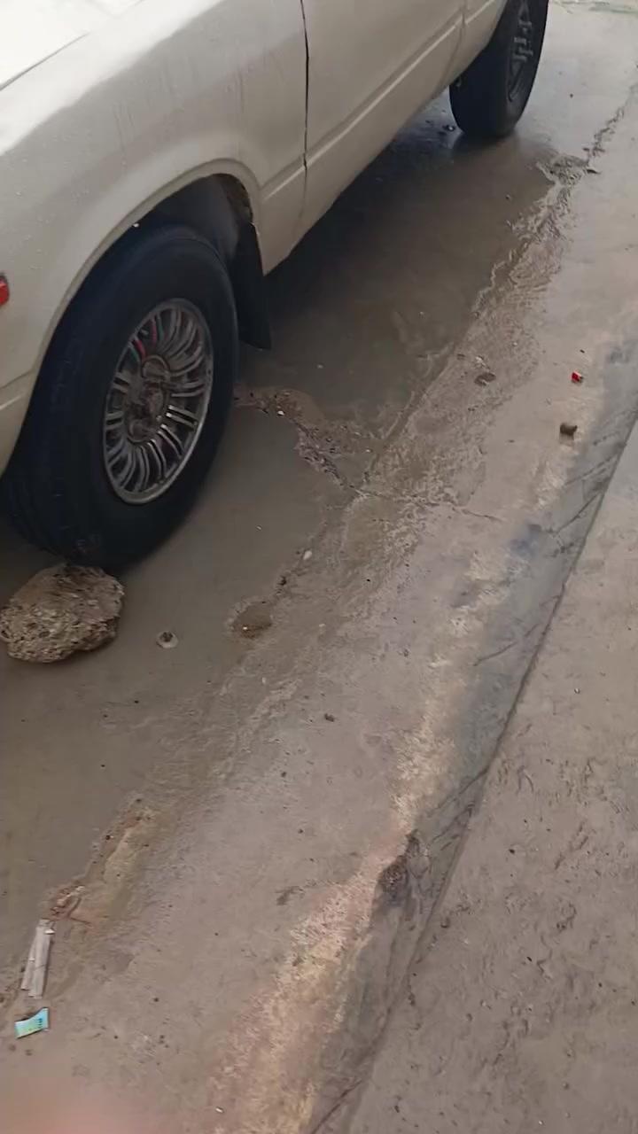 للبيع 
بيكم تيوتا موديل 1980
رقم جديد هزة جديدة اني شرعي 
شرط وكالة و.تحويل مكاني الموصل 
كير محرك شرط شاصي شرط 
محرك معمر جديد قبل رمضان مصبوغة. جمالية 
مكاني الموصل الجانب ايمن / سعرها 30 $ بيها مجال
*********** / يتوفر واتساب ايضا
