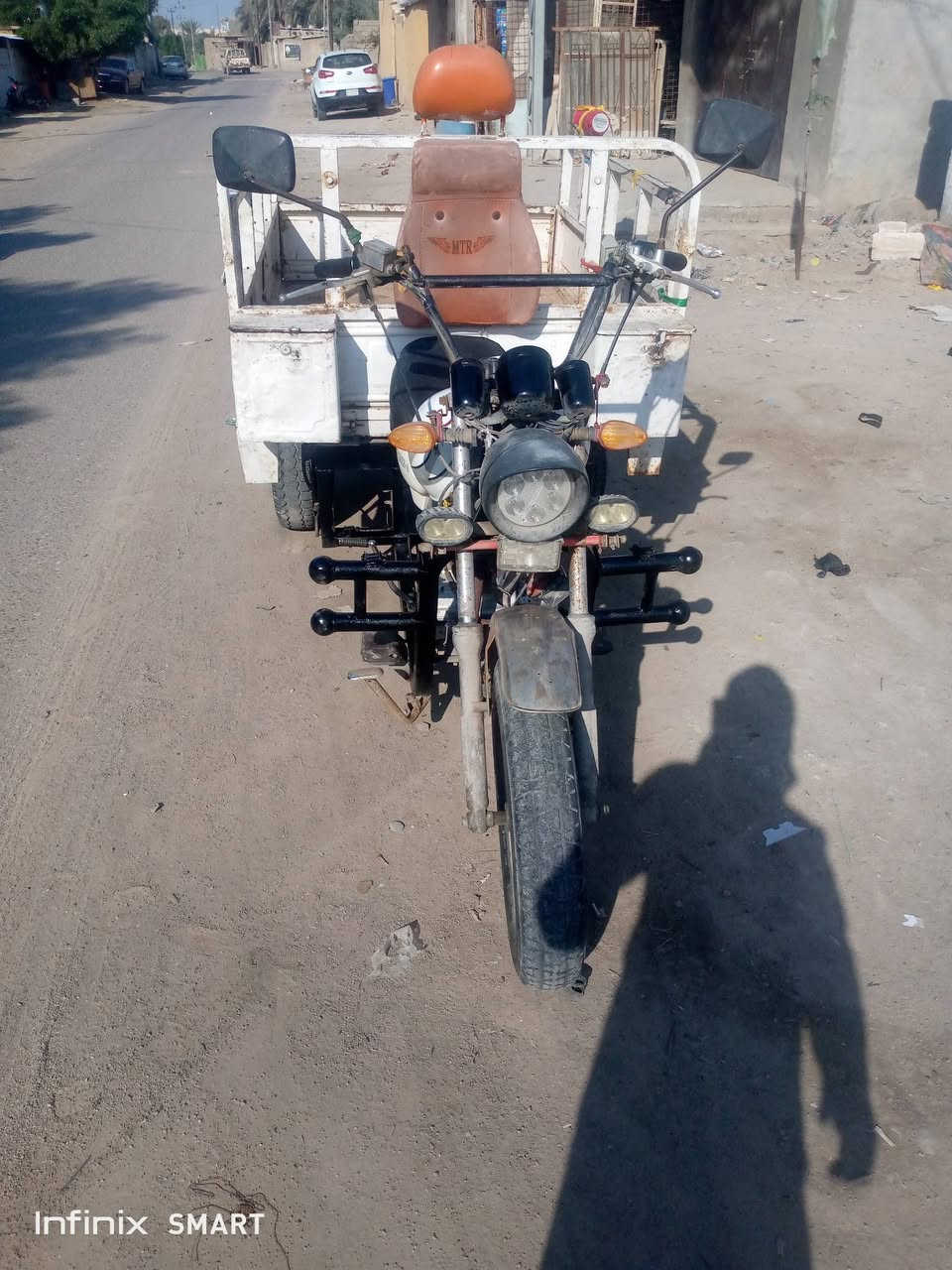 سعر 850رقم وسنويه اسود وتفاصيل بل فيديو بصرة ابو الخصيب قرب السوك ***********
