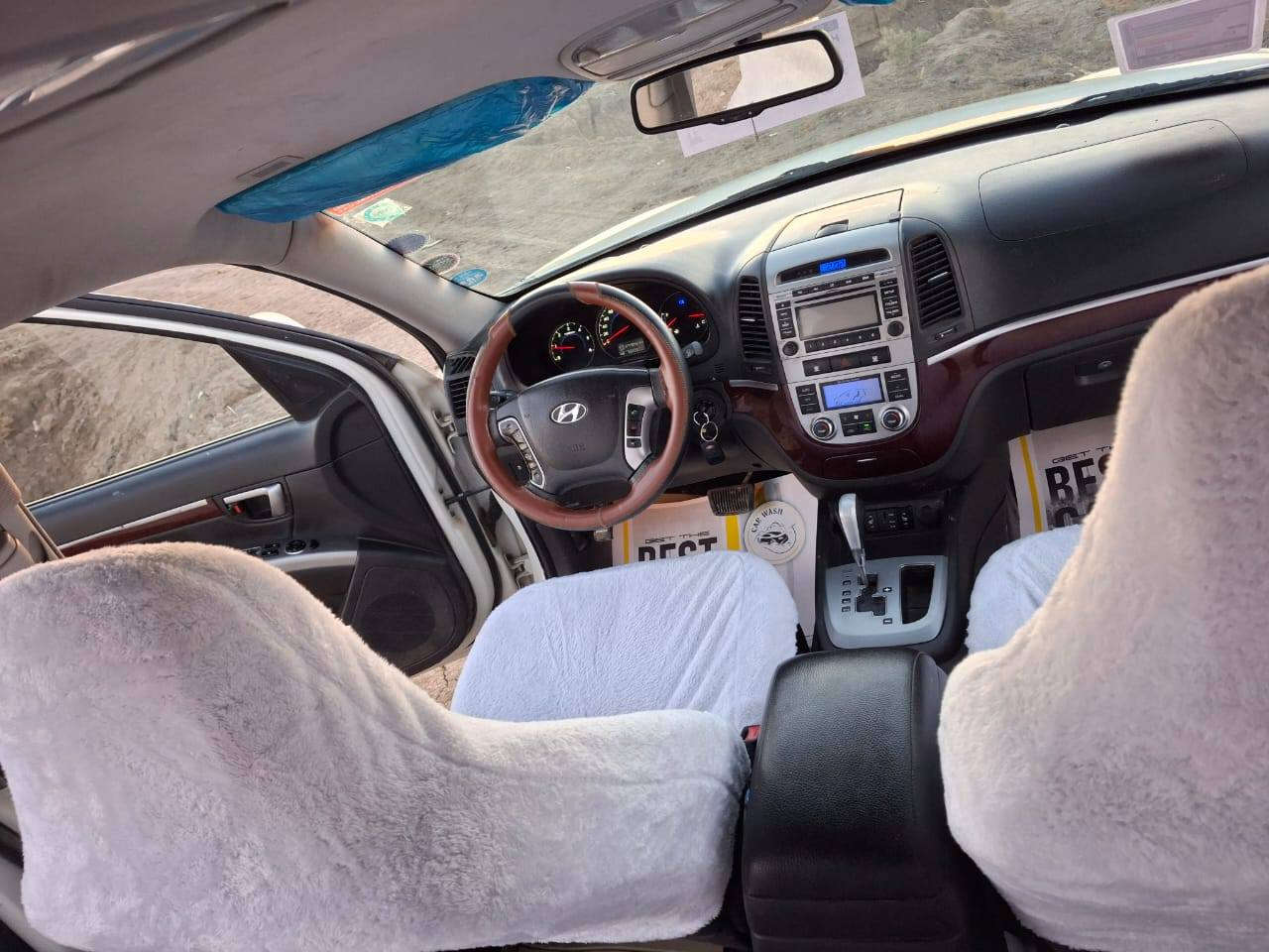 السَلآْم عَلْيُكّمٌ وٍرٍحَمُةّ الله وٍبُرٍكآتُهْ
#سنتافي2012اصل  
شرط طك كارتون 
ادوات ادوات
كصة جنطه
دخول جديد زيرو ماماشي بلعراق
متوم شمالي انكليزي ع الشاصي
وكاله بـ اسم المشتري
7راكب 3قطع تبريد
* كير مكينه شرط كارتون
* كشنات جلد
* حساسات خلفيه 
* تحكم ستيرن
* تبريد ثلج 
* حداديه 100%
* تخم تاير كرتون
سياره مال جناي ماناقصه برغي شرط
الــســ؏ـر 60وبي مجال حق الجيه
المـــڪـان ذي قار قضاء النصر 
الاتصال///***********
