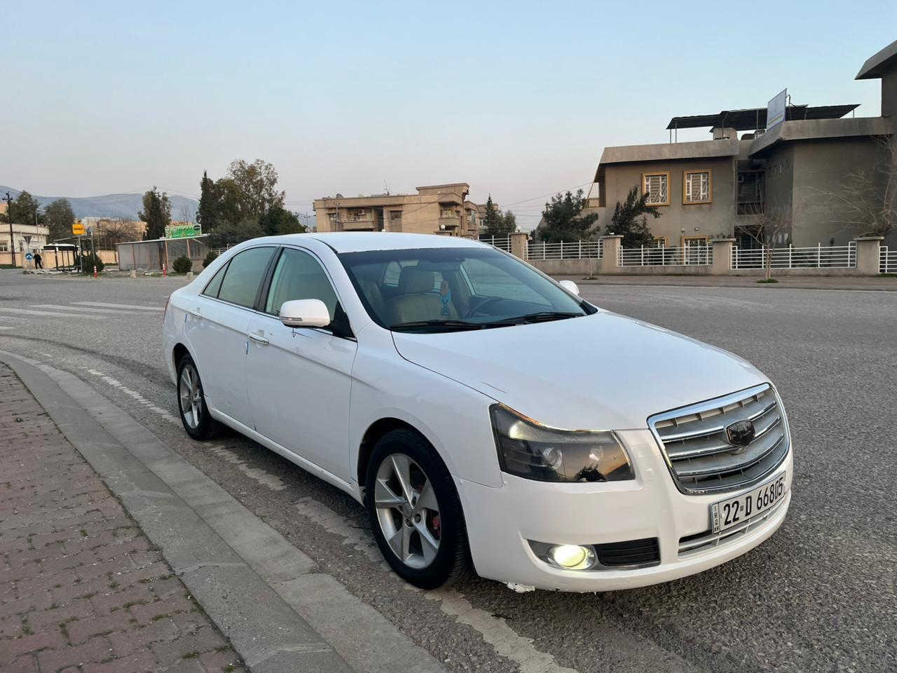 جیلی ئێم گراند 8 بێ بۆیاخ 2013 مەکینە کامری گێرو مەکینە و تەبرید بەشەرت سەنەوی سێ مانگە تەواو بووە ڕەقەمی باریکە بە ناو خۆمەوەیە وەکالە ت دەکەم بەناوتەوە سۆنەرم داناوە 66 گەڵا معامەلەیەکی زۆر کەم . شوێن . سلێمانی 
*********** = *********** حلبجة, السليمانية
