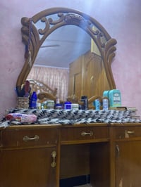 للبيع    التواصل ٠٧٨١٦٦٣٧٥٢٧