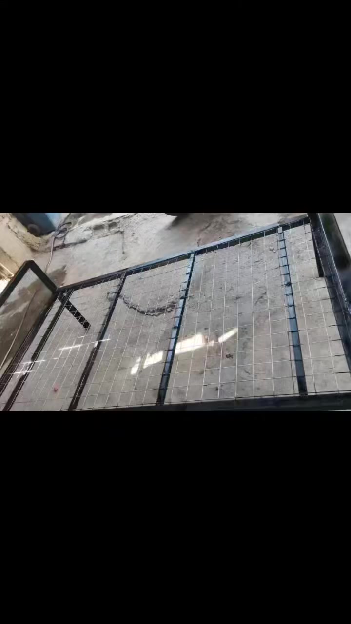 السلام عليكم
هاي قطعه من عملي وزن خفيف بس قويه كلش عمل درازه 
الي حاب اشتغله نفسه اصير تكلفته 70الف بشرط اذا معجبتك متاخذه هاتف *********** مكاني بغداد  ولحاب تفاصيل اكثر يراسلني واتساب

