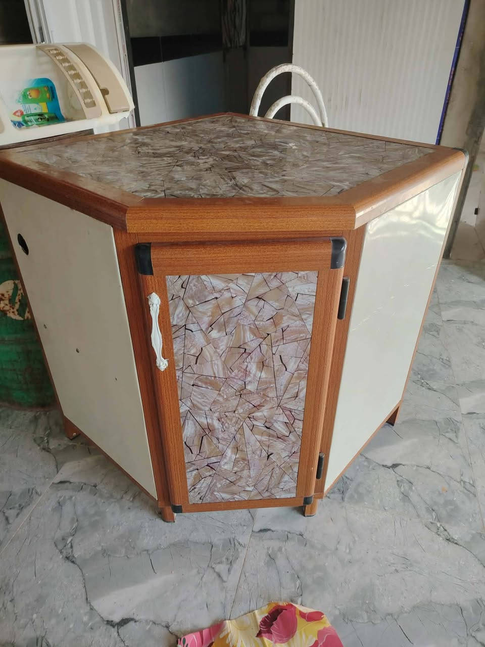 كونترات المنيوم نظيف كلش عنوان موصل كوكجلي السعر 300


**إذا كنت صاحب هذا الإعلان وتريد حذفه لأي سبب، رجاءا أرسل رسالة إلى الدعم الفني**