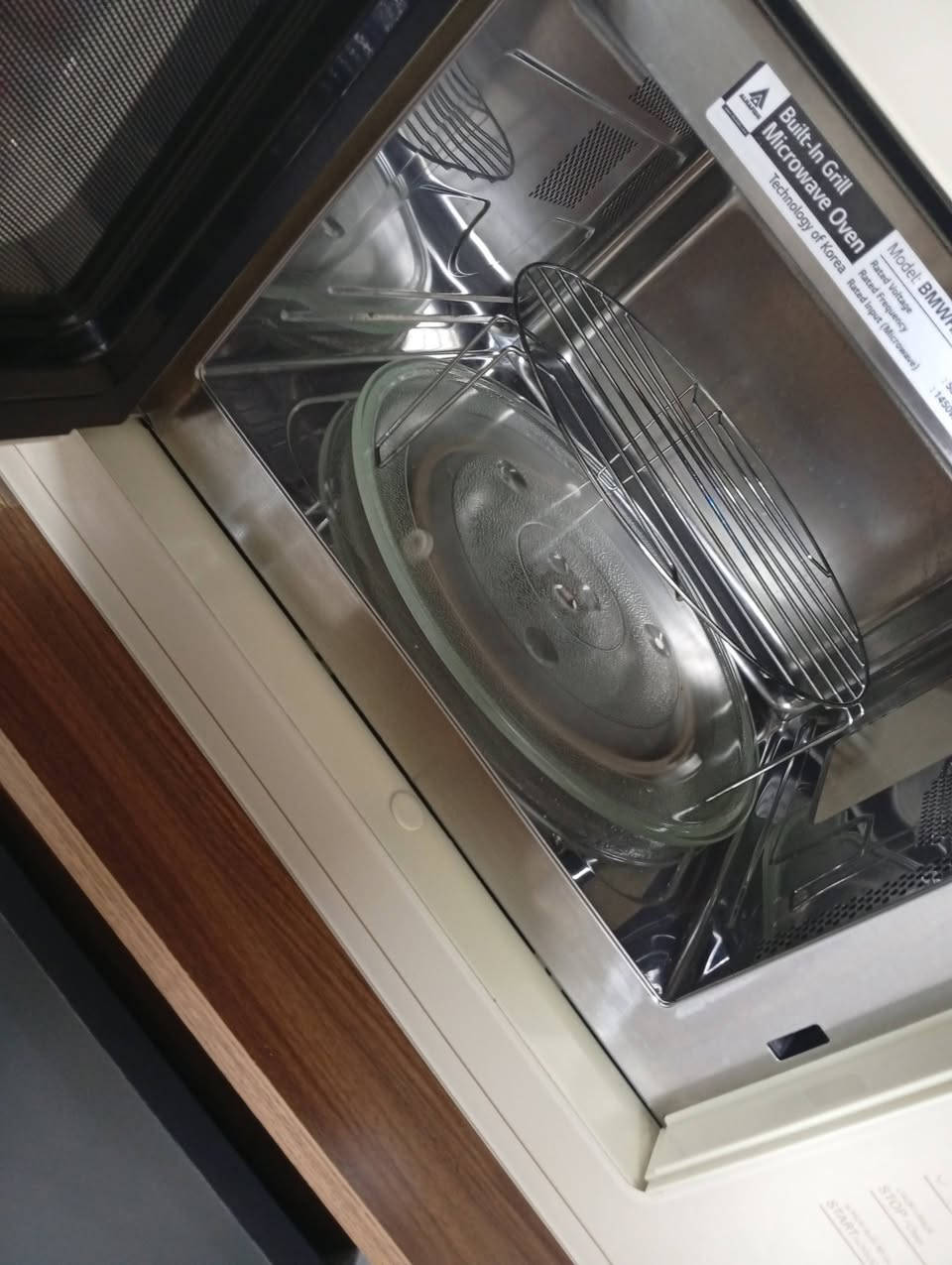 سلام عليكم
للبيع اوڤن مايكرو وشوايه من فوق نظيف جدا 

استخدام قليل جدا 

سعر 450 الف دينار 

مكانه النجف الاشرف 

 0778000249


**إذا كنت صاحب هذا الإعلان وتريد حذفه لأي سبب، رجاءا أرسل رسالة إلى الدعم الفني**