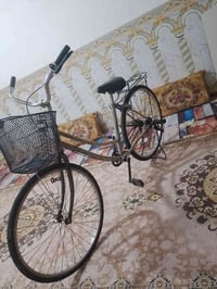 بايسكل سياحي فول السعر 140 وبي مجال الرقم 07766360013