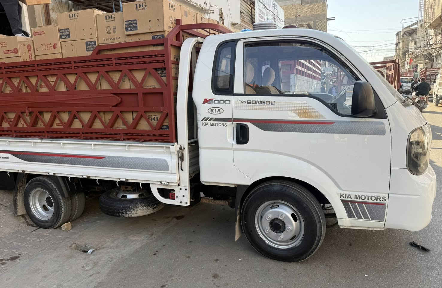 سلام عليكم كيا موديل ٢٠١٤ رقم نجف سياره نضيفه ومكفوله كير واكسن وحداديه مكان السياره نجف المناذرة 
السعر ١١٥ 
للتواصل ***********
