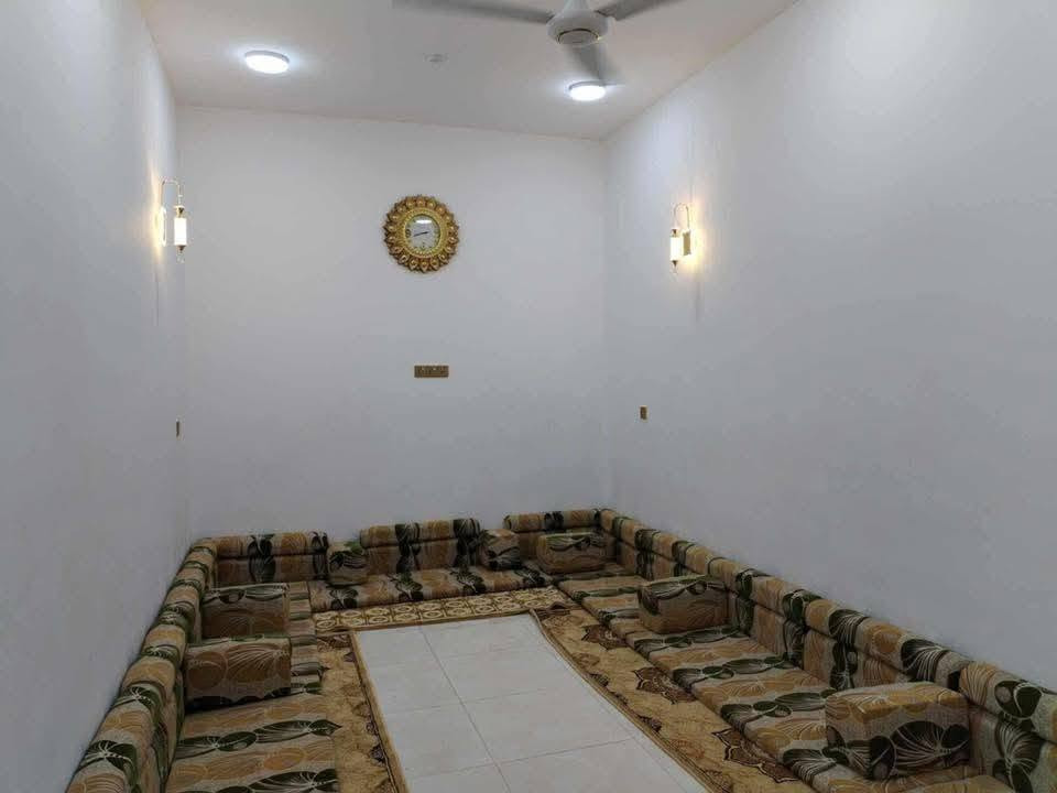 سلام عليكم بيت لبيع مساحته 125بناء 2024طابوك ارضيه رفت المتنبي شارع عمارت طلال بيت نضيف بشكل الاستفسار ***********
