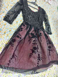 فستان قصير • يجنن بالبس