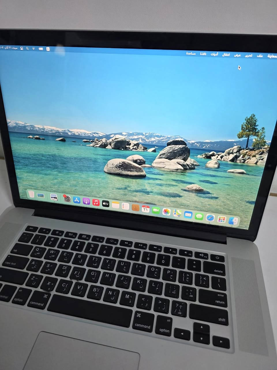 ماك بوك برو حجم 15inch 2015
معالج cor i7
رام 8g
هاردssd256 
حجم شاشة 15 انش 
بطارية ممتازة تدوم 6ساعات 
سعر ٣٦٠ الف فقط 
رقمي *********** 
مكاني بغداد البياع حي التراث يوجد توصيل
