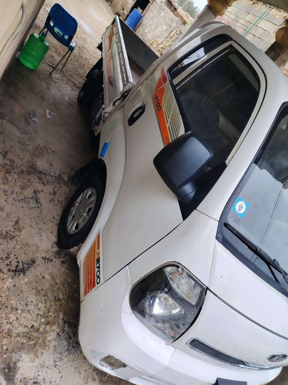 كيا للبيع رقم واسط سنويه انكليزي محرك شاصي اكسل مكفول بيها صبغ عله كد شبرين وره باب السكن موديل ٢٠١٤ رايدها ب٩٣ وبيا مجال مكان واسط الشحيميه . ***********
