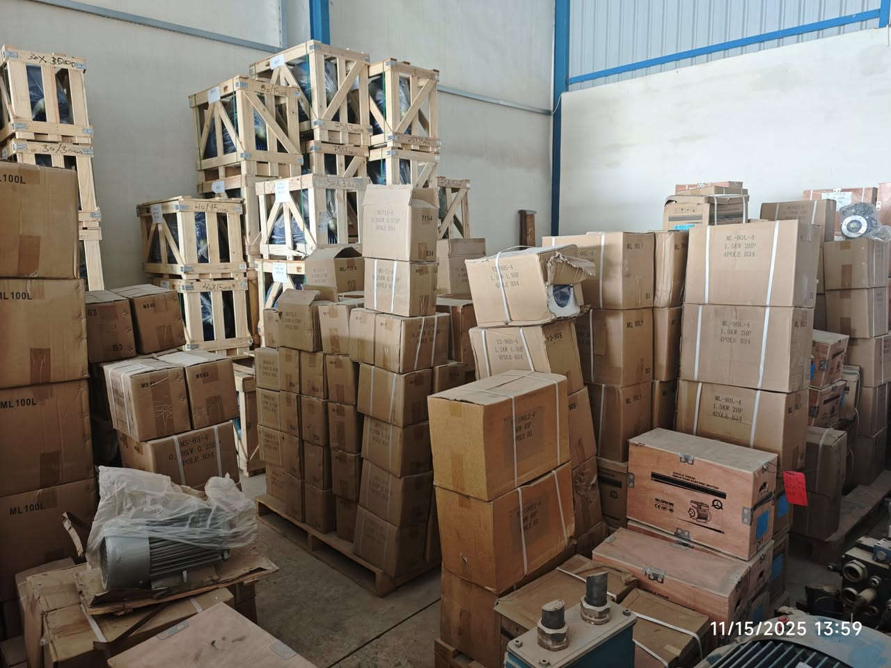 سلام عليكم 

متوفر الآن جميع أنواع الگيـربوكسات الجانبية بمختلف الأحجام والسرعات:

القياسات: من 30 type إلى 150 type

السرعات: من 15 دورة/دقيقة إلى 200 دورة/دقيقة

متوفرة مع محركات و بدون محركات أيضًا

 للتواصل عبر الخاص او الواتساب : ***********
 العنوان: كركوك – المنطقة الصناعية فرع محطة الشهيد او ببسي تاج

📍تتوفر خدمة توصيل الى جميع المحافظات
