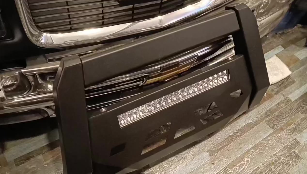 درع بوليسي مع شمعة لدات و بسعر خيااال 
135 دولار فقط يرهم لجميع انواع السيارات 
ويوجد توصيل والدفع عند الاستلام 
*********** واتس اب 
.
.
.
.
#دوج #كرفان #لتيت #بك_لايت #شباك #كاعيات
