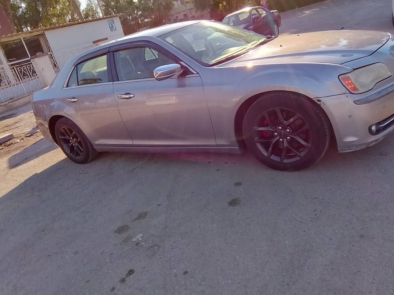 سلام عليكم ادوات بدون كص يعني مامكصوصه متومه وبيها واجه مال مرور كير ومكينه وحداده وتخم تاير وتبريد كفاله السياره مكفوله منل كص مكاني بصره القرنه السعر اتصل وانه خادم  ***********
