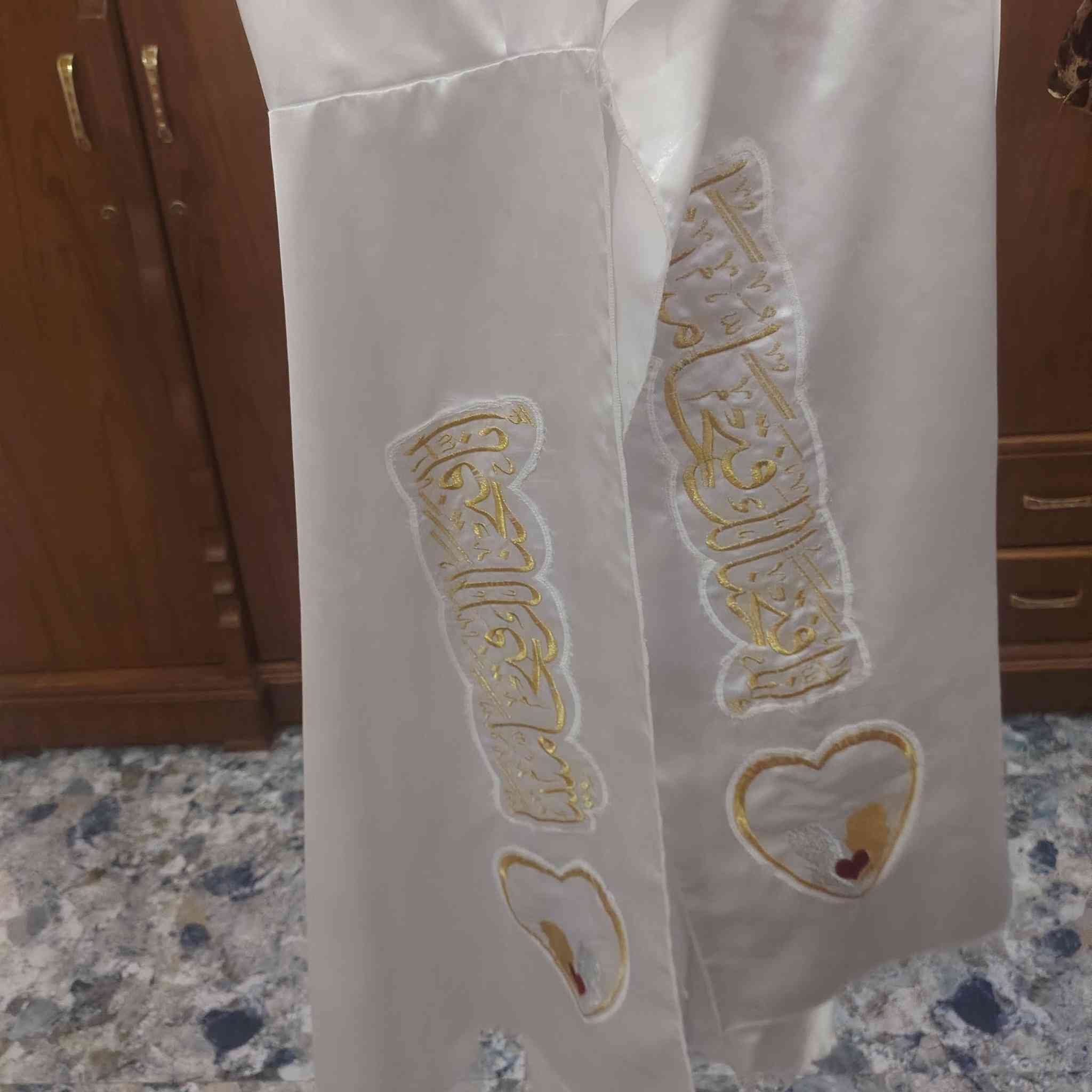 السلام عليكم قفطان ب65 وبي مجال والبرنص 20 وبي مجال والفستان ابو الصاية ب 35 وبي مجال والله نضيفات مكاني فلوجة


**إذا كنت صاحب هذا الإعلان وتريد حذفه لأي سبب، رجاءا أرسل رسالة إلى الدعم الفني**
