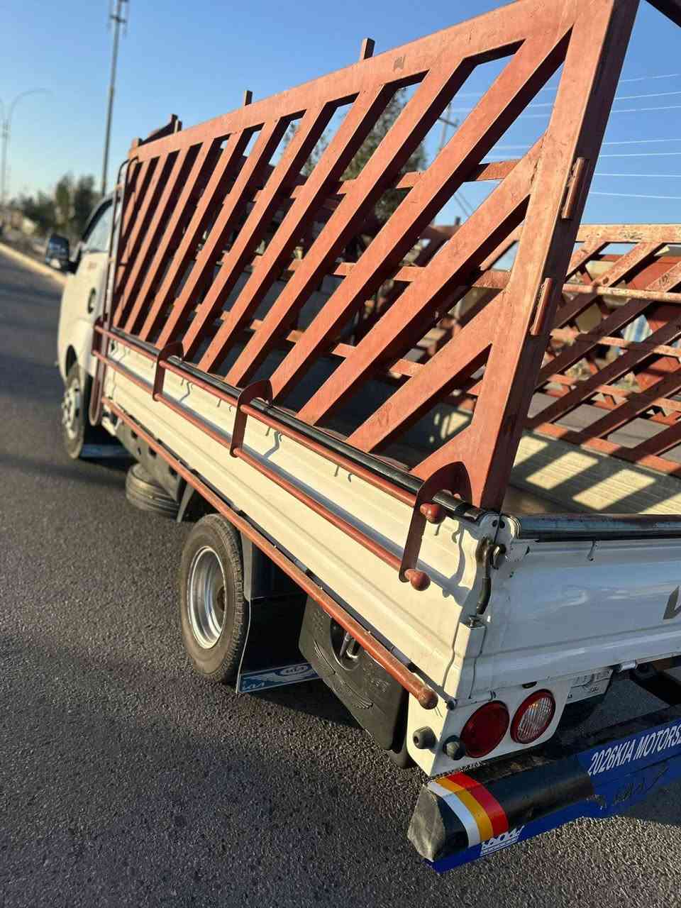 سلام عليكم فحل لبيع 2023 مكان كربلاء معرك 4000سياره جديده مكفوله من كلشي تحويره محجر دوشمه سياره جاهزه لعمل *********** __*********** سعر 188وبيها مجال بصيط
