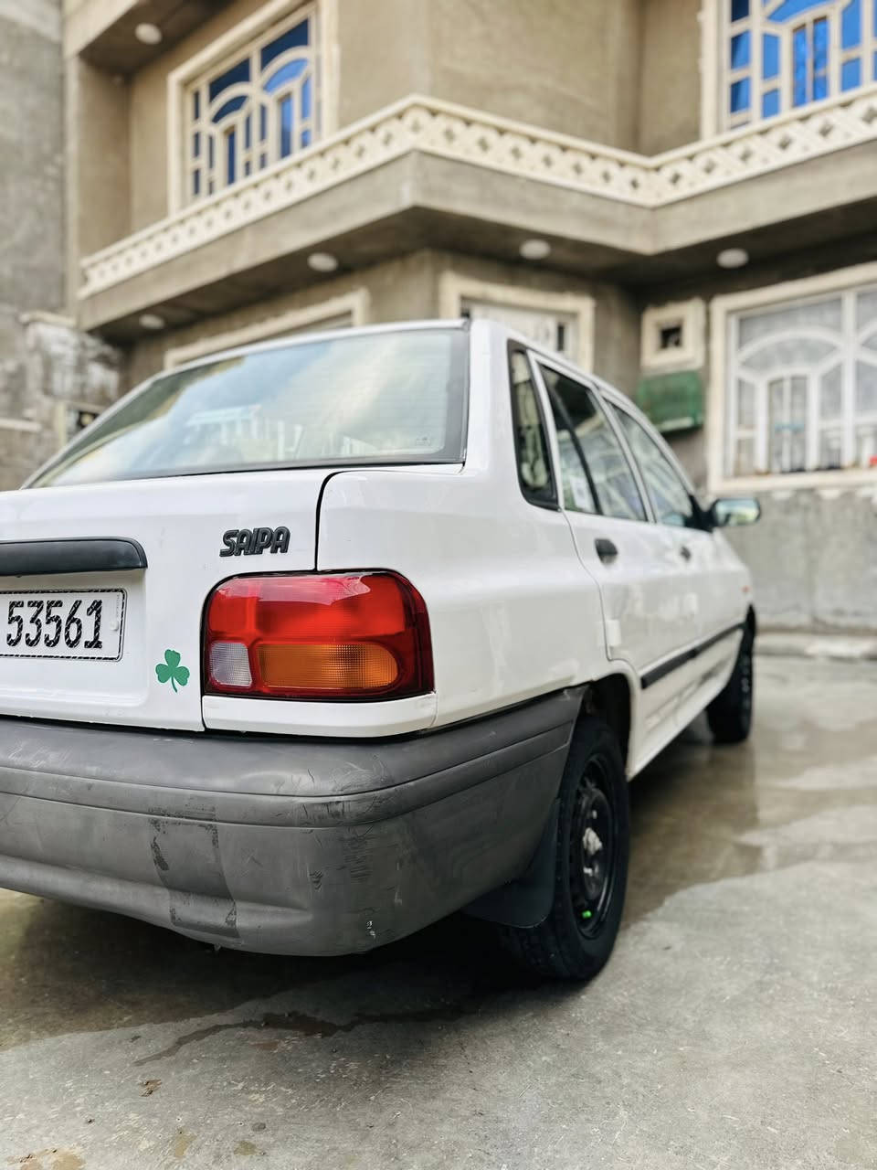 السلام عليكم
سايبا 2011 مكفولة من الضربة 
البنيد بي فابلون ونشال الصبغ وبدلته فقط 
شواصي كفالة 
كير ومكينة كفالة 
تخم تاير 
دوشمة 
سيارة جديدة وخير من الله 
السعر 38$ وبيها مجال 
مكاني بغداد البلديات 
***********
