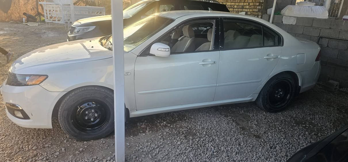 ابتمه خليجي رقم بغداد بسمي مكان حله مهناويه مصبوغه عام موديل ٩سعر ٨٥وبيه مجال مكلف  ***********
