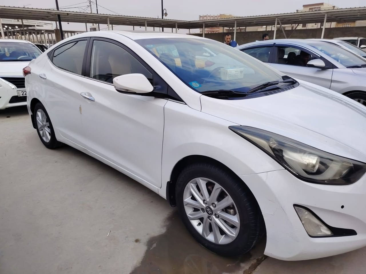 السلام عليكم النتره للبيع موديل 2016 خليجي مكفوله م̷ـــِْن الضربه والصبغ والتبديل جاهزه م̷ـــِْن كلشي مكينه كير حداديه تايرات باتري تبريد تدفئه شاشه جبيره كامره تحكمات جهتين فتحه داخل عسلي رقم واسط بسمي تحويل ثاني يوم السعر 130 وبيه مجال بسيط الشراي يتصل(***********)
