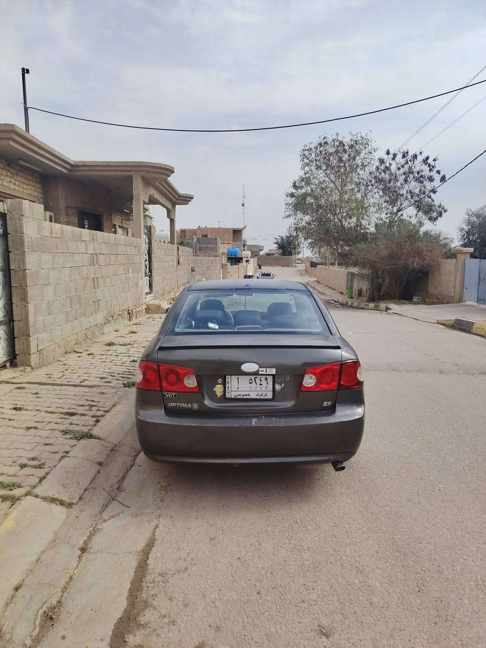 اوبتما ٢٠٠٨ محرك ٢٠٠٠
معجون قماره وتكم شواصي سليمه مكفوله من الگص سياره جاهزه من كلشي تبريد تدفئه 
 رقم كركوك بسمي السعر ٧٠ وبي مجال مكاني انبار 
***********
