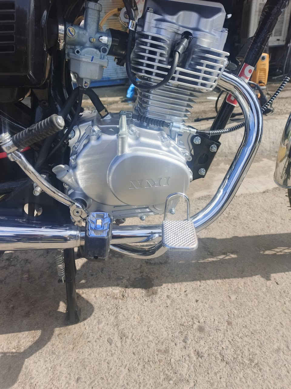 سلام عليكم عنواني كركوك 
شباب مستعجل علا بيعته دراجه مثل ما موضح بل فيديو فول مكفول نامي شلامجه الأصلي أبل باركود 
رقم تلفون *********** 
سعر 725وبي مجال بسيط لل طيبين
